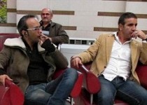 کل کل دایی و علی کریمی سر رستوران در اردوی تیم ملی