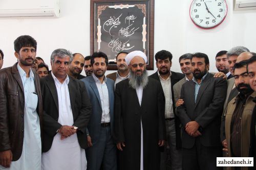 دیدار هیاتهای ورزشی با امام جمعه اهل سنت زاهدان/تصاویر
