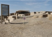 کشف کیسه چرمی نقاشی شده در یکی از گورهای شهر سوخته
