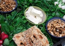 ابن سینا می‌گوید: نان و پنیر صبحانه نیست!