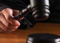 در خواست طلاق به خاطر خرید هدیه‌های گرانقیمت