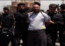 زورگیری از پدر بزرگ‌ها با شمشیر!