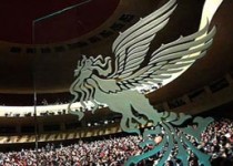 مراسمی که به عطر پیامبر مهربانی مزین شد/ رادان و فرخ نژاد در غیاب «آقای بازیگر» همراه «پدرسالار» ایران شدند/ «کی‌روش» در افتتاحیه‌ی فیلم فج�