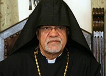 "اسقف اعظم" سی و ششمین سالگرد انقلاب اسلامی را به رهبر معظم انقلاب تبریک گفت