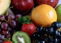 در رژیم غذایی کودکان روزانه 2 واحد میوه الزامی است