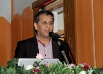 شهردار زاهدان:پیشرفت جامعه مرهون تلاش کارگران سخت کوش ومتعهد به مسائل روز دنیا است.