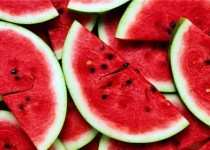 مصرف هندوانه برای سردمزاجان مضر است