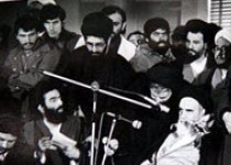 چشم امید امام راحل به جوانان است