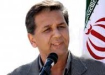 باقی ماندن زیر سایه‌ی ولایت فقیه، گذر از تنگناهای سخت را آسان می‌کند