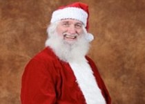 سوء استفاده بی‌شرمانه از کودکان هنگام پوشیدن لباس بابانوئل + عکس