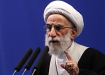 برخی خیال می‌کنند که امکان تحریف راه شهدا و خط امام وجود دارد/در مذاکرات به طرف مقابل سوء ظن داریم