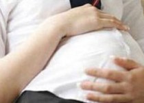 بارداری مانع روزه گرفتن نمی‌شود/ نکات طلایی برای خانم‌های باردار