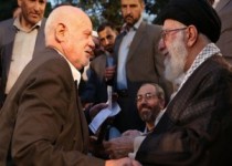 شعر شرافتمندانه در دعوای حق و باطل بی‌طرف نیست/ دستگاه‌های تبلیغاتی نظام سلطه وقیحانه درقبال جنایت علیه مردم یمن،غزه ولبنان سکوت می‌کنند