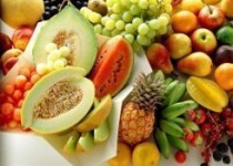 پس از خوردن این میوه ترش مزه هرگز جلوی آفتاب نروید