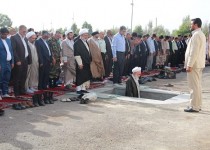 اقامه نماز عيد سعيد فطر در زاهدان/تصويری