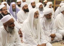 نگاه دولت به همه آحاد ملت عادلانه باشد/ لازمه اقتصاد مقاومتی حمایت از تولیدات داخلی است