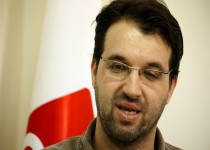 موضع اصلاح‌طلبان درباره آزادی «ریاکارانه» است/ گیرایی شعار آزادی، محصول اقتدارگرایی هاشمی/ هیچ اصلاح‌طلبی باور نمی‌کرد روزی از روحانی حم�