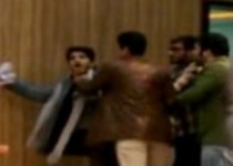 از ضرب و شتم دانشجویان منتقد تا توهین بی سابقه به نمایندگان مجلس نهم!