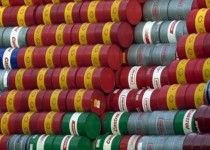 مرگ ارزش های اقتصادی کشور به قیمت صادارات موادخام نفتی! + جدول