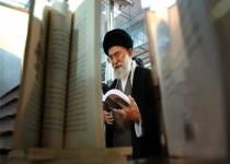 کتابخوانى و علم‌آموزى نه تنها یک وظیفه‌ ملى که واجب دینى است