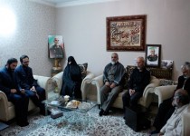 سردار نقدی: در شرایطی که جامعه برای بیداری نیازمند خون تازه بود، شهید همدانی خون پاکش را نثار کرد