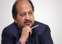 محمد شریعتمداری:آرزویتان را با خودتان به گور ببرید!