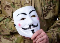 گزارش نیوزویک: برای مبارزه با داعش، لپ‌تاپ خود را مسلح کنید