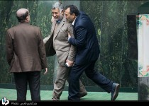 عکس خبری/ژست های خاص در صحن علنی مجلس