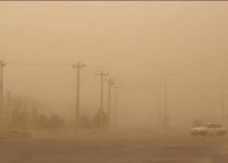 طوفان شن محور زاهدان - بم را مسدود کرد