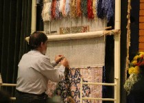 اقتصاد مقاومتی راهکاری کاربردی برای تقویت تولید داخلی و کارآفرینی/  تحقق اقتصاد مقاومتی در زاهدان با حمایت از فرش بافی