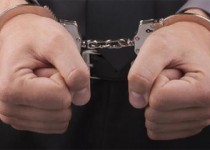 زورگیری دو خواهر دوقلو‌ با تیپ پسرانه