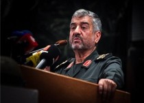 هیچ ارتشی حتی آمریکا قادر به ایستادگی مقابل انقلاب اسلامی نیست/ آل سعود از صهیونیست ها تندتر شده است