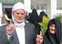 از انتقاد استاندار سیستان وبلوچستان به شعب اخذ رای تا حضور پرشور مردم پای صندوق ها/ مردم زاهدان به کمپین"من رای می دهم" پیوستند