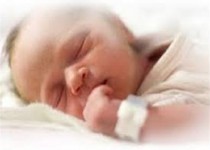 تولد نوزاد در آمبولانس اورژانس ۱۱۵ ایرانشهر+عکس