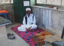 متفاوت ترین تحصن تاریخ کشور در سراوان/ مطالبات میلیونی با چاشنی لحاف تشک + تصاویر