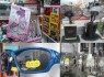 عرضه لوازم خارجی در چهارراه رسولی/ از ارائه اسباب بازی های چینی تا شامپو تریاک