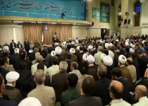 طرف مقابل برجام را پاره کند ما آن را به آتش می‌کشیم/ حق را باید از دهان گرگی مثل آمریکا بیرون کشید