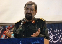 حقوق های نجومی مدیران و نداشتن نان شب مردم عادی، عین بی عدالتی است/ انقلابی ها و بسیجی ها را در چرخه اقتصاد و صنعت راه نمی دهند