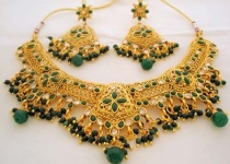 گریز سرمایه مردم از بخش تولید و گرایش به بازار طلا