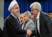 حرف‌های عارف بوی عبور از روحانی می‌دهد؟!