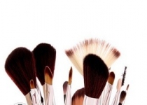 لوازم آرایشی مرگبار/ در قرض دادن این لوازم خسیس باشید!