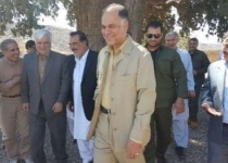 دورهمی استاندار و فرمانداران سیستان و بلوچستان در دامنه ییلاقی آتشفشان تفتان