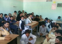 35 سانتی متر فضای آموزشی سهم هر دانش آموز از تحصیل