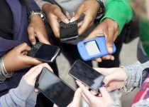 3 نشانه‌ای که ثابت می کند شما به شبکه های اجتماعی اعتیاد دارید