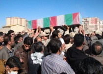 تشییع و تدفین پیکر ۲ شهید گمنام در بوستان مهر/ مهرشهر زاهدان میزبان پرستوهای گمنام