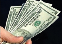 ظهور رکورد جدید قیمت ارز در پسا برجام/ وقتی در دولت یازدهم دلار سر به هوا می شود