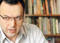 نمی توان به آمریکا خوشبین بود/ جنبش دانشجویی نباید پیاده نظام جناح های سیاسی شود