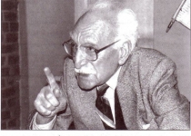 نقش دیکتاتوری رضاخان در شکل گیری فرقه دموکرات آذربایجان/ برنامه جاسوسان شوروی برای جدا کردن آذربایجان از ایران
