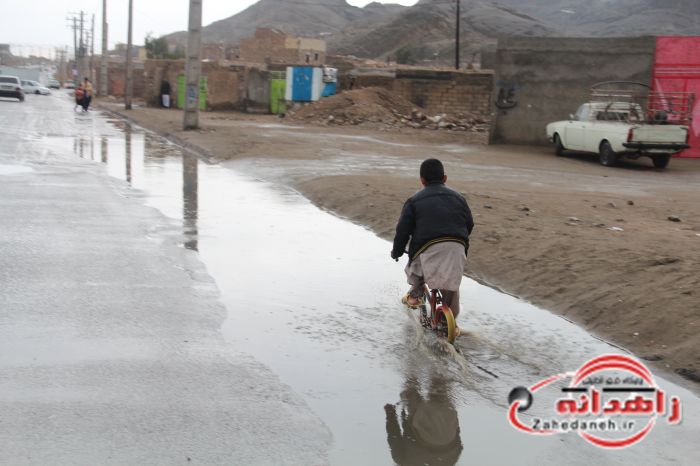 نفس خیس باران هوای شهر را تازه کرد