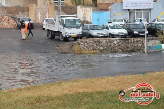 نفس خیس باران هوای شهر را تازه کرد